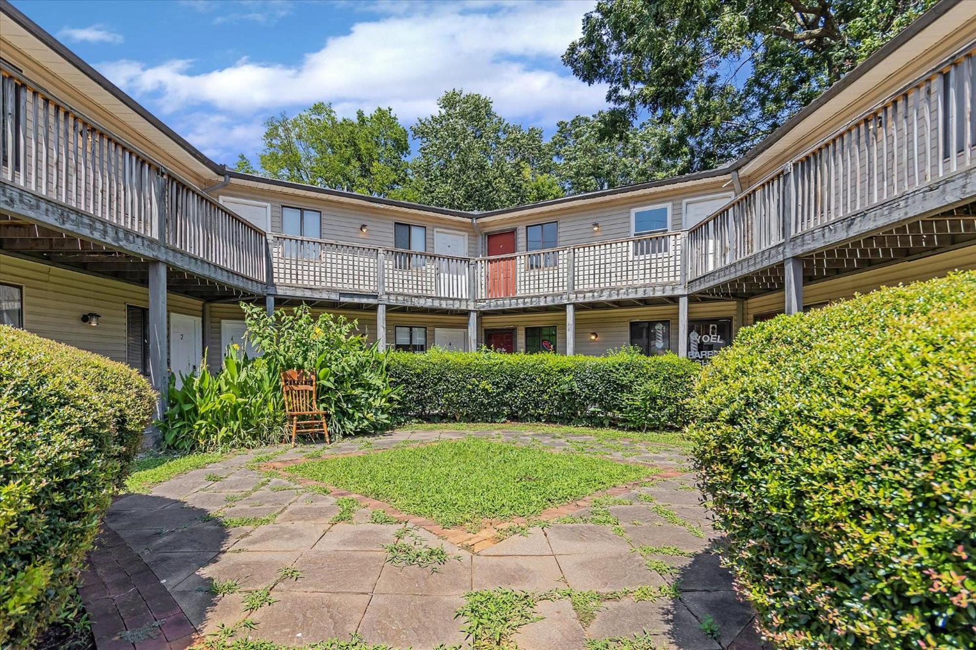 Modern Studio Apartment Near Merrimack Park Huntsville Exterior photo